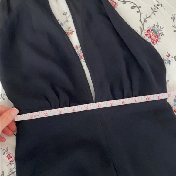 Reformation Lenore jumpsuit — BLACK - Picture 4 of 7